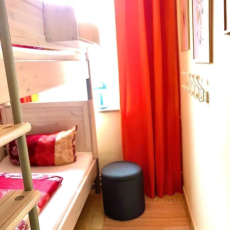 Hauser Apartment