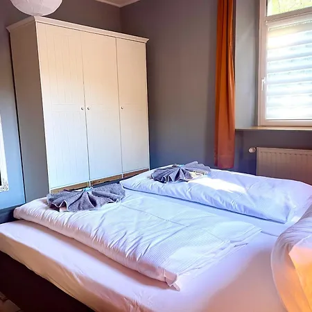 Hauser Apartment